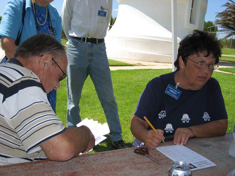 IMG_0592.JPG - The votes are tallied by Mel K6SY and Doris K6KSY Huges