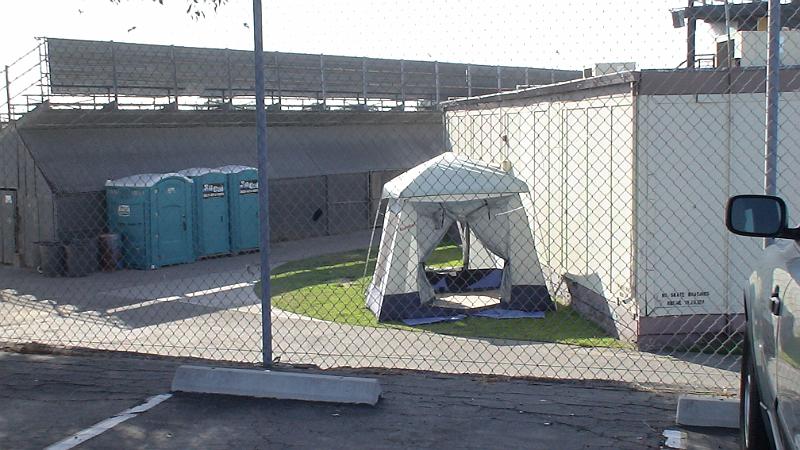 DSC04748.JPG - Operating tent
