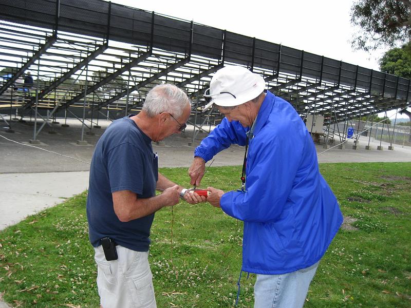 IMG_0874.JPG - Bill Pomeranz KB6FB and Bob Closson W6HIP making antenna adjustments.