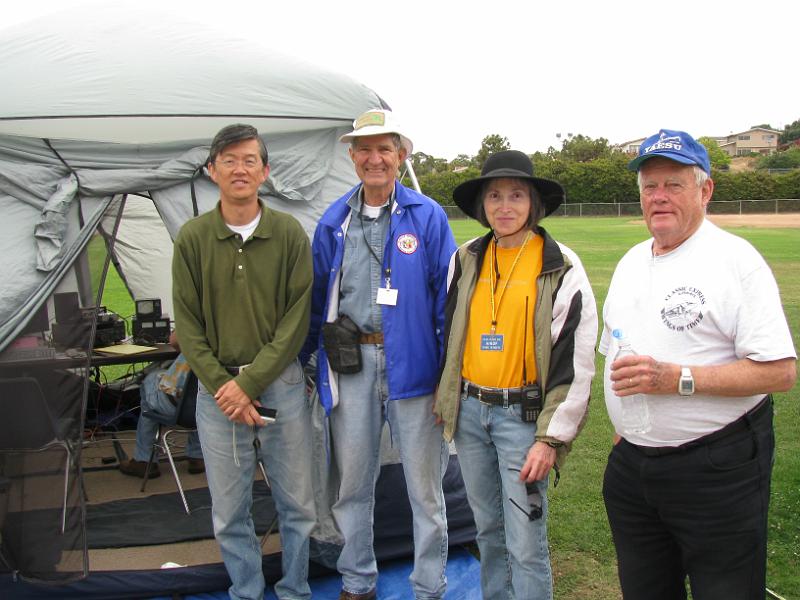 IMG_1496.JPG - Daniel Yang KJ6FKS, Bob Closson W6HIP, Diana Feinberg AI6DF, Dan Colburn W6DC