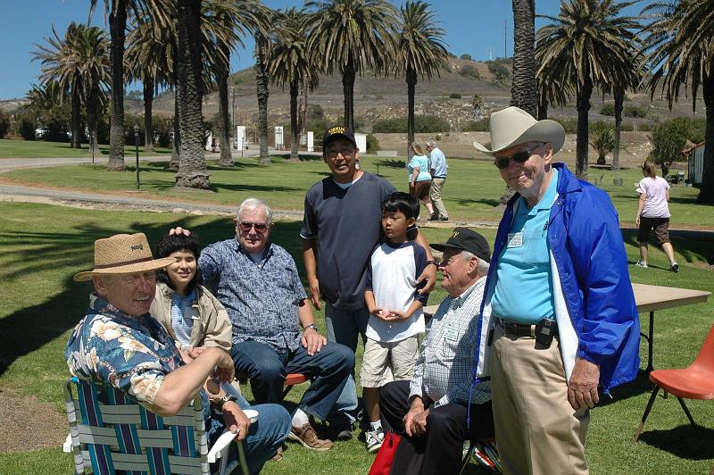 DSC_0184.JPG - Ray Day N6HE, Paige Omoto KI6MAH, Bill Harper WA6ESC, Curtis Watanabe KI6KUK, Justin Watanabe, Dan Colburn W6DC, Bryant Winchell W2RGG