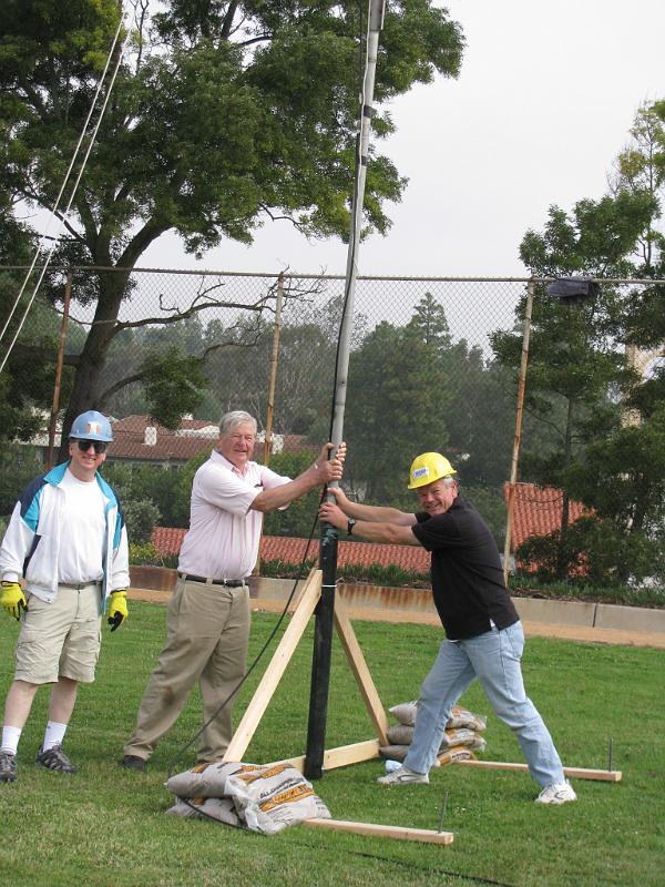 IMG_0059.JPG - Clay Davis AB9A, Dale Hanks N6NNW and Chuck McCown K6CTM