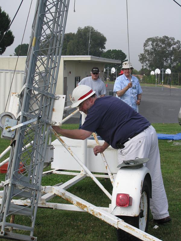 IMG_0061.JPG - Joe Pace NZ6L with Steve Smith KO6Z and Rocco Lardiere N6KN in the background