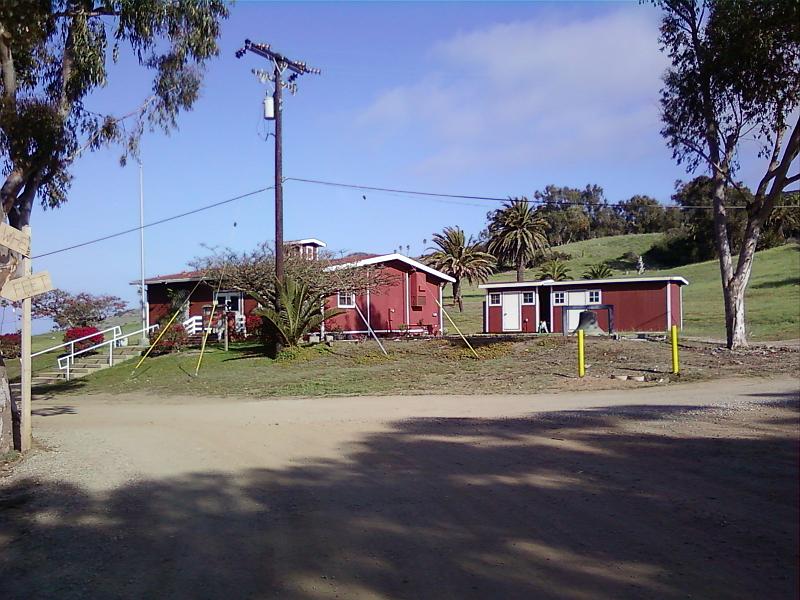 0225121500-01.jpg