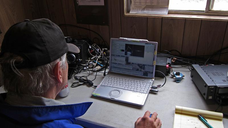 IMG_0162.JPG - N6HE working 15-meter RTTY, Saturday