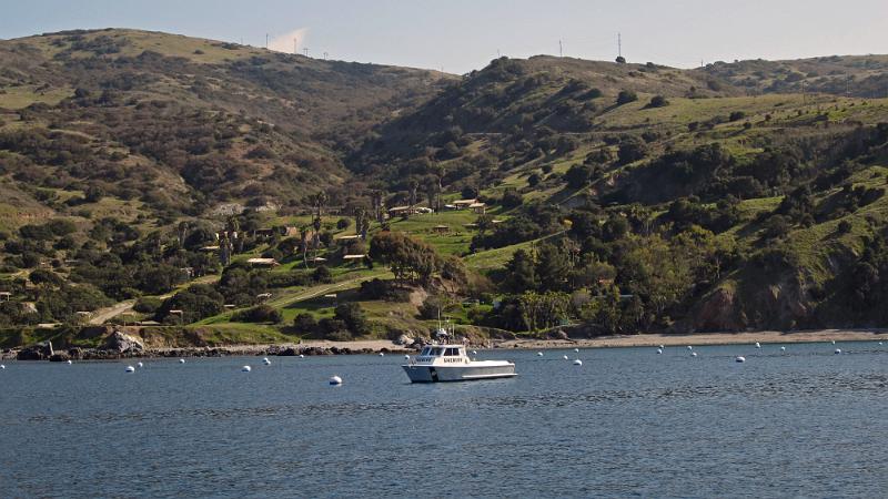 IMG_0204.JPG - Catalina landscape near Two Harbors