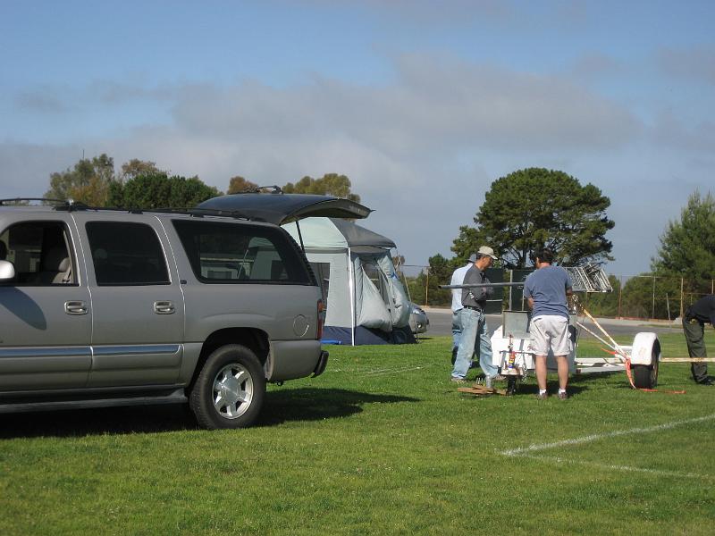 IMG_1722.JPG - Preparation for tri-band antenna at CW station