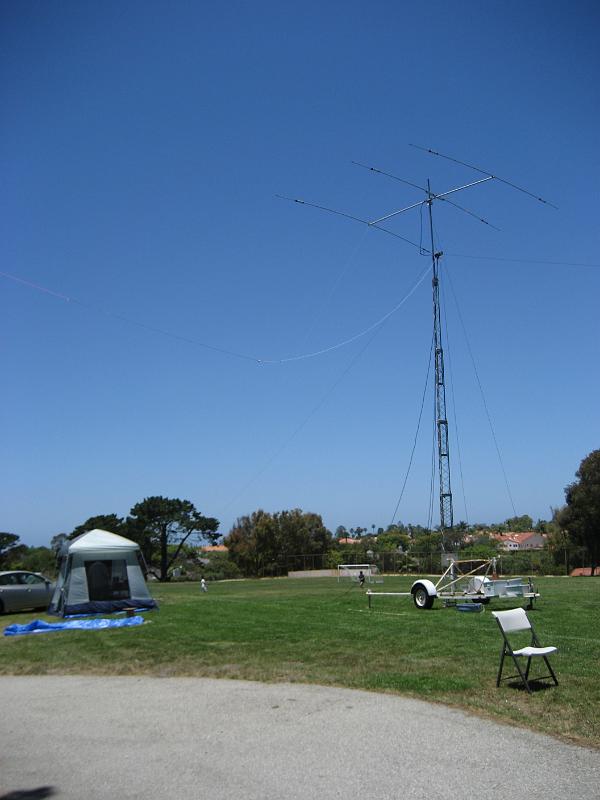 IMG_1737.JPG - Tri Band antenna for CW station
