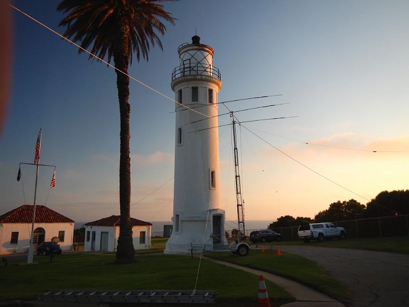 076a.jpg - K6PV and Pt. Vicente Lighthouse at dusk, Friday