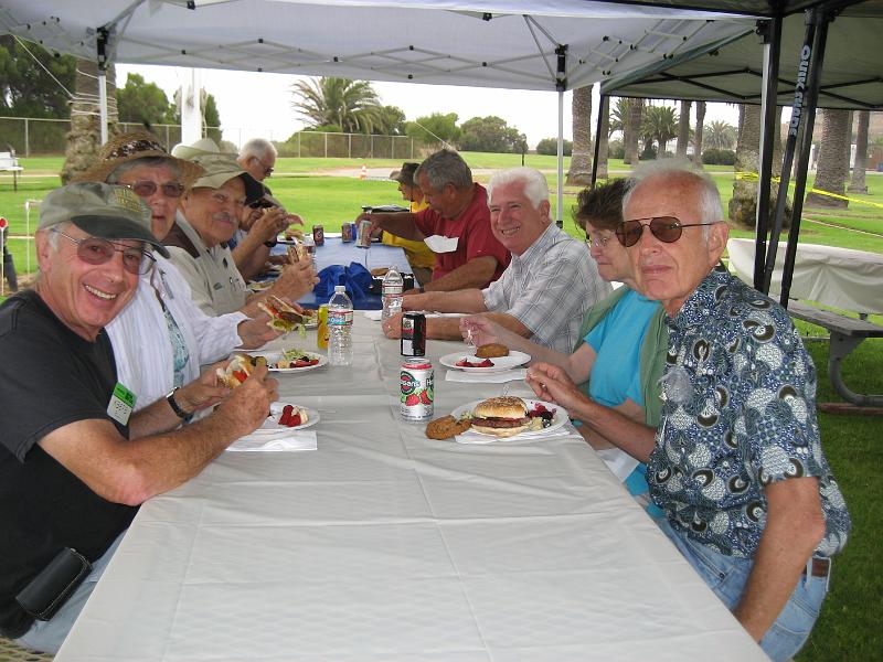 IMG_1785.JPG - Bill Pomeranz KB6FB, Corol Epp KD6VLO, Herb Epp W6RBW, Walt Ordway K1DFO, Karen Freeman KG6BNN, Bill Leighton KG6WVF