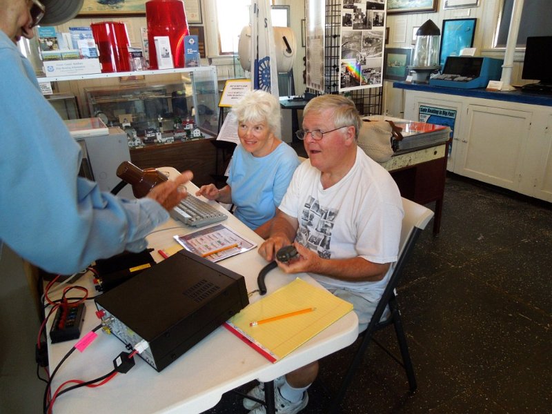 032a.jpg - Bob Millard, KE6Ji, and XYL Daisy Millard about to start K6PV's Lighthouse Weekend inside the Pt. Vicente Lighthouse Museum.
