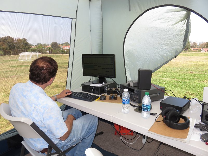 IMG_2191.JPG - CW operating tent